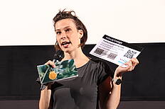 primetime-Moderation Clara Stern